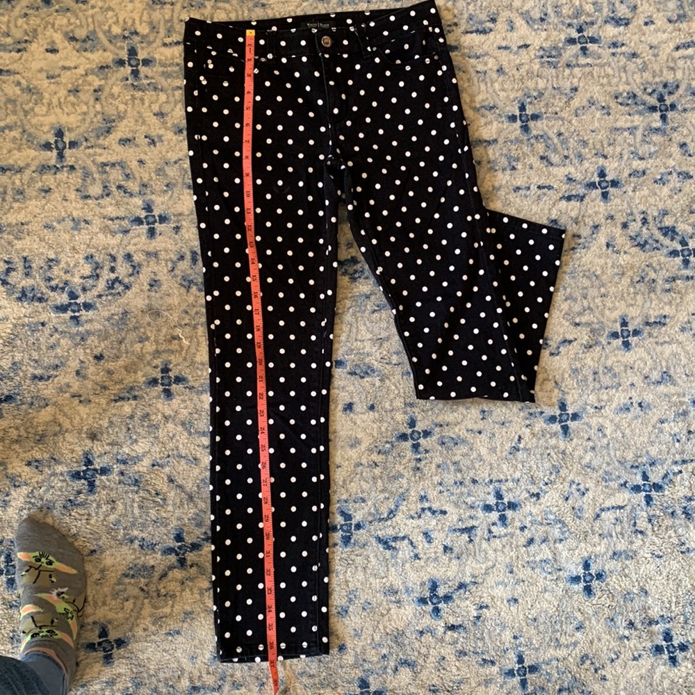 Fun Black slim ankle jeans with white polka dots. - Picture 6 of 8
